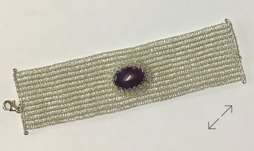 brede armband, zilverdraad,  ISK techniek, kleine witte agaat, Amethyst (18 x 25 mm), Daniëlle Broekhuizen-Mazzola en witte agaat