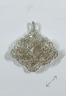 925 zilverdraad, ISK techniek gehaakt, keltische knoop, hanger, Danarts